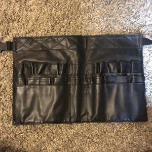 Make up brush belt